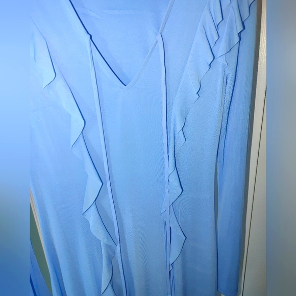 Future Collective V-Neck Blue Ruffle Maxi Dress With Half Slip. Size Small - Picture 4 of 10